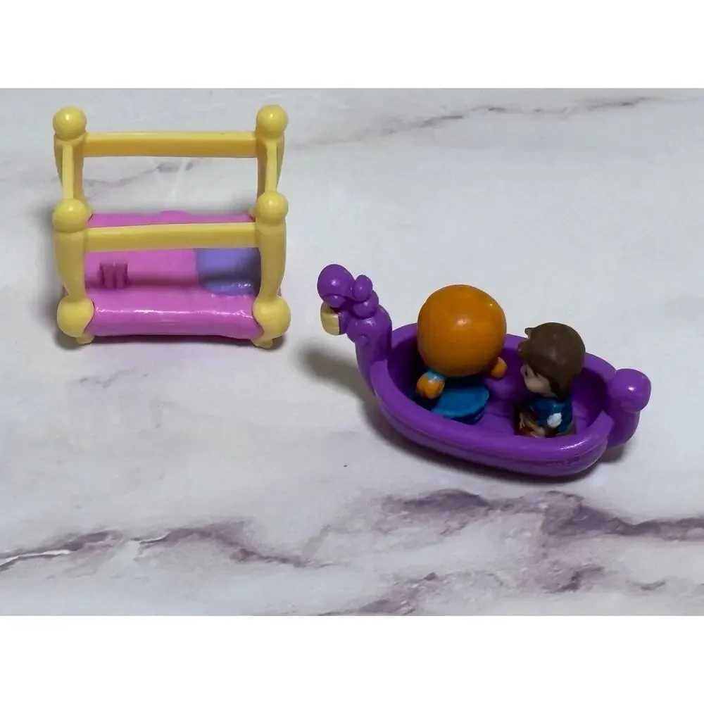 Disney Squinkies Frozen Anna & Kristoff with Accessories Boats and Bed